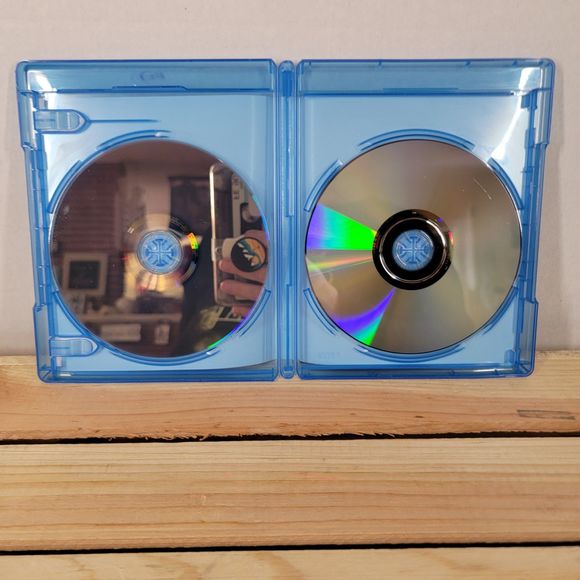 BLURAY/DVD World War Z w/ Slipcover - Picture 3 of 3